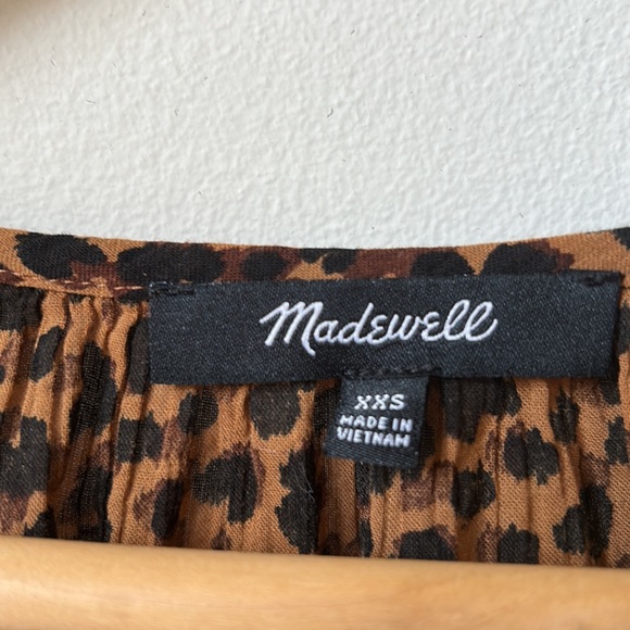 Madewell Balloon-Sleeve Button-Up Top in Painted Leopard size XXS - Picture 4 of 5
